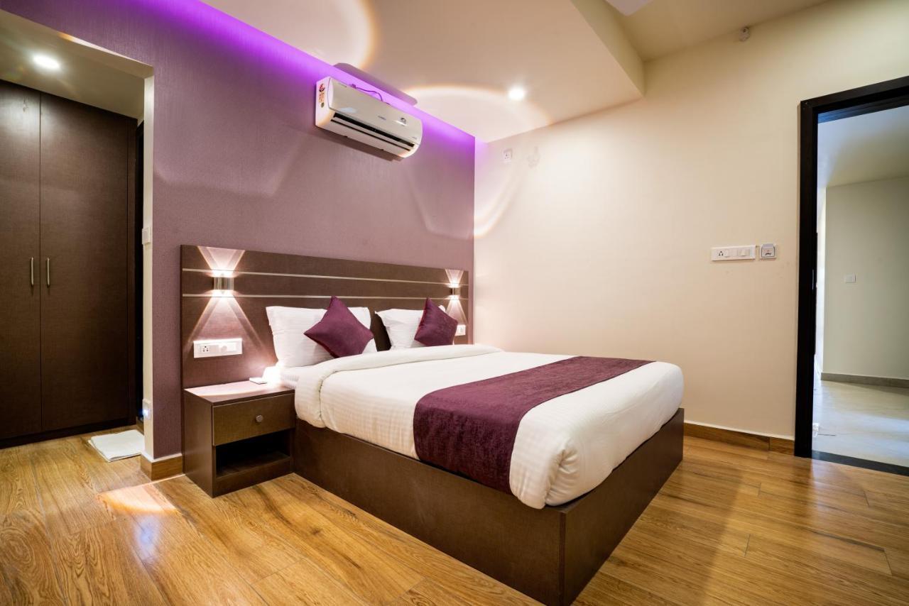 Lavender Infopark Kochi Hotel Bagian luar foto