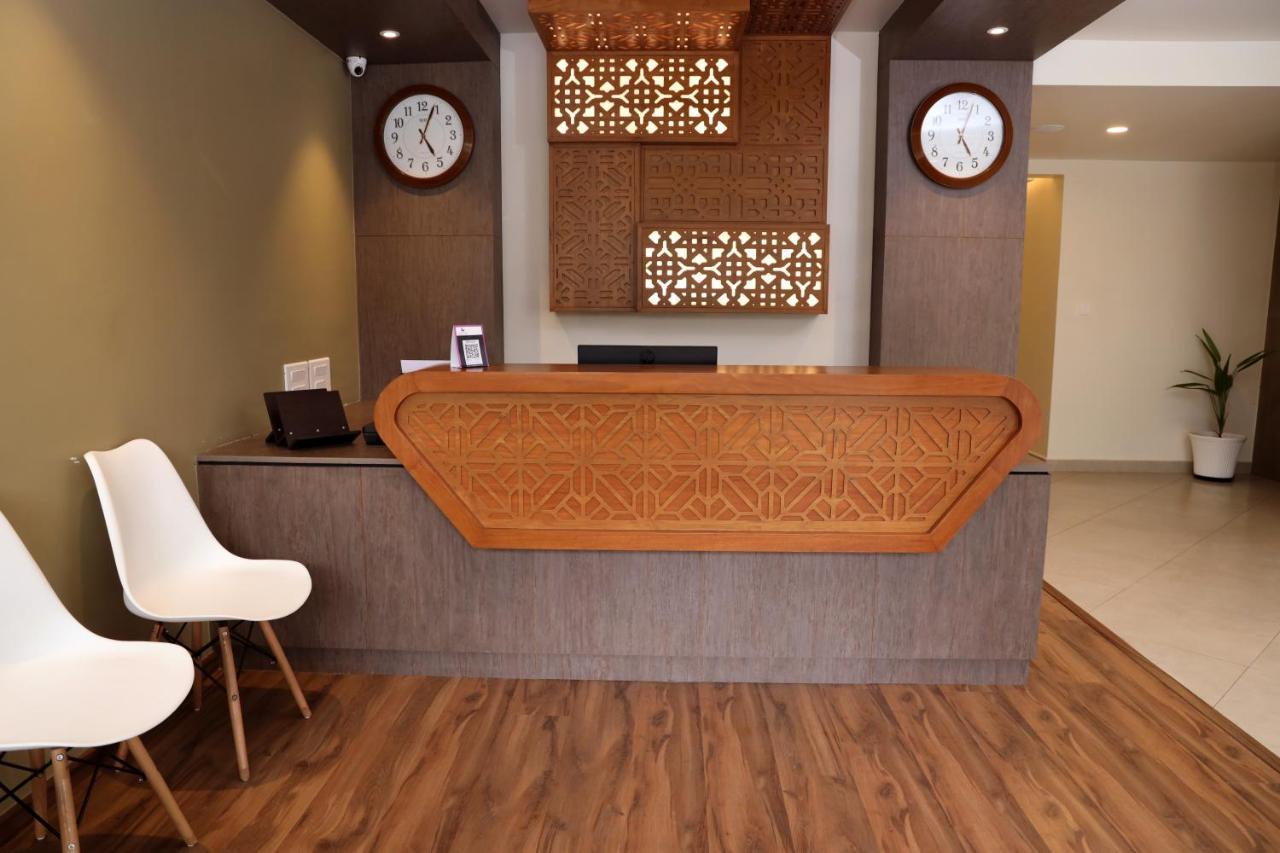 Lavender Infopark Kochi Hotel Bagian luar foto